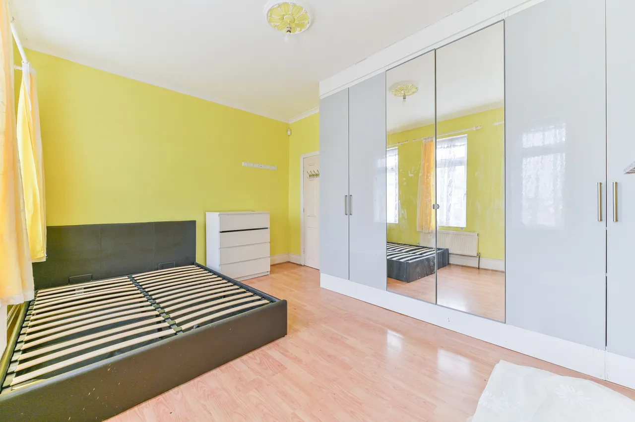 17 Sandringham Road, Thornton Heath, photo 8