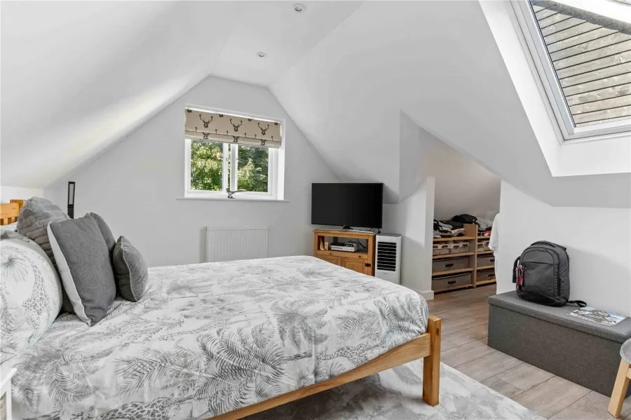 with 5 bedrooms in Sewards End, Nr Saffron Walden, CB10, photo 15
