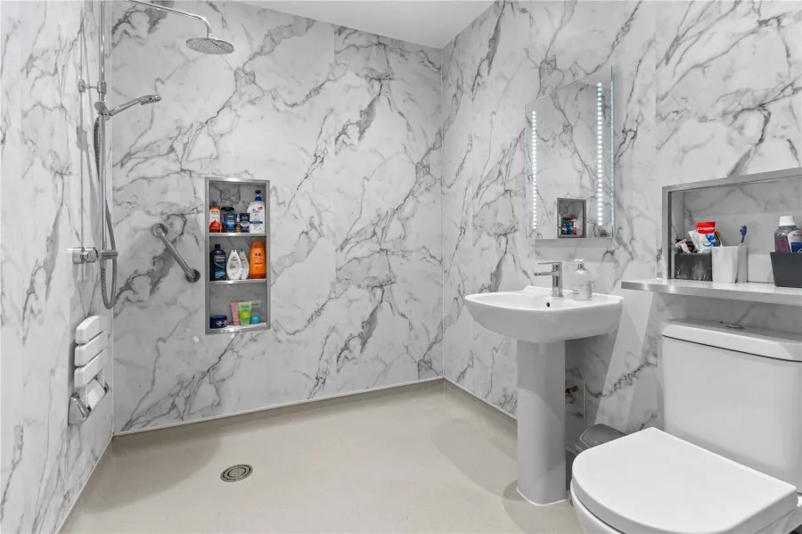 with 5 bedrooms in Sewards End, Nr Saffron Walden, CB10, photo 25