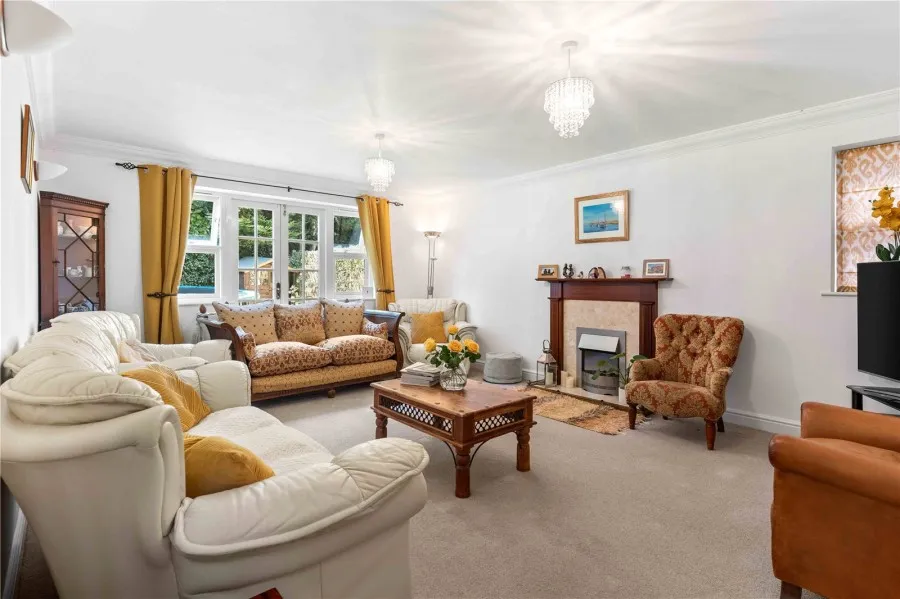 with 5 bedrooms in Sewards End, Nr Saffron Walden, CB10, photo 7