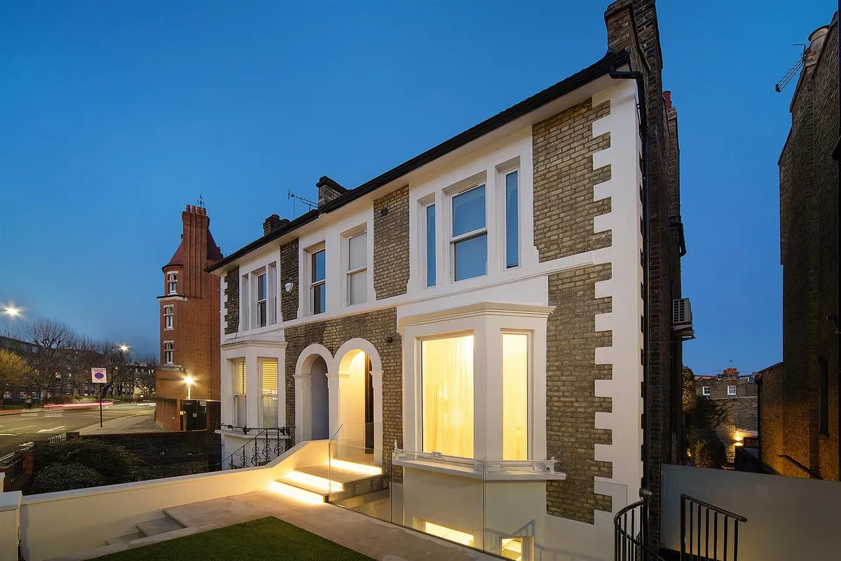 Fulham Road, London, SW6, photo 35