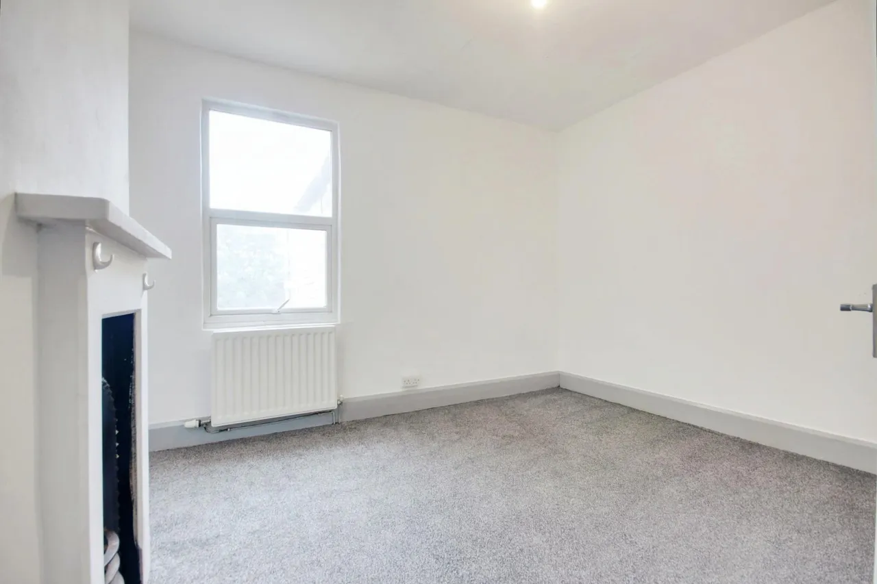 Barton Street, Barton, Gloucester, GL1, photo 11