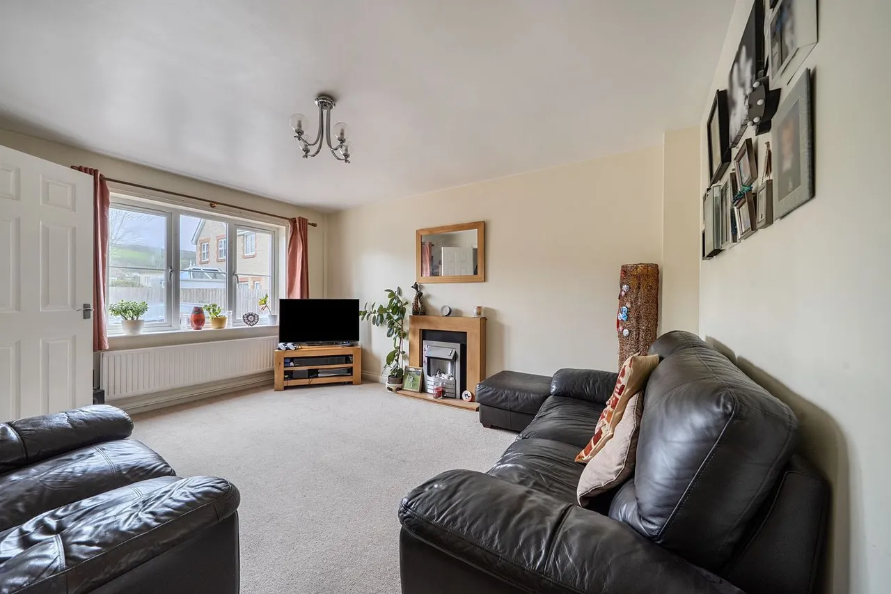 Felsberg Way, Cheddar, BS27, photo 6