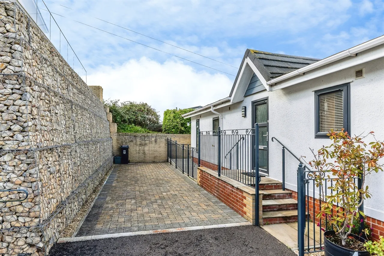 Coast Road, Walton Bay, BS21, photo 27