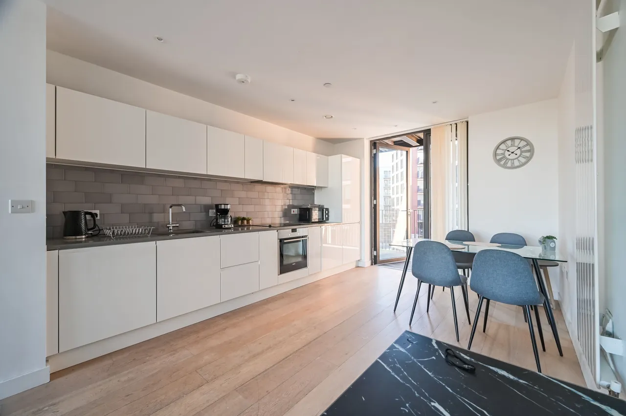 London, E16, photo 12
