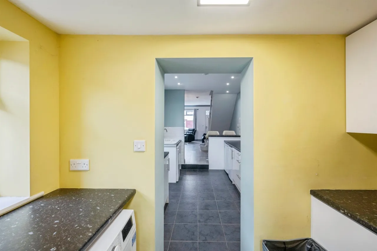 Kings Road, Askern, DN6, photo 6