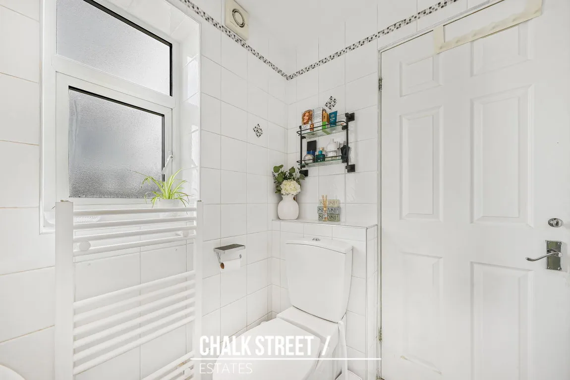 South End Road, Rainham, RM13, photo 15