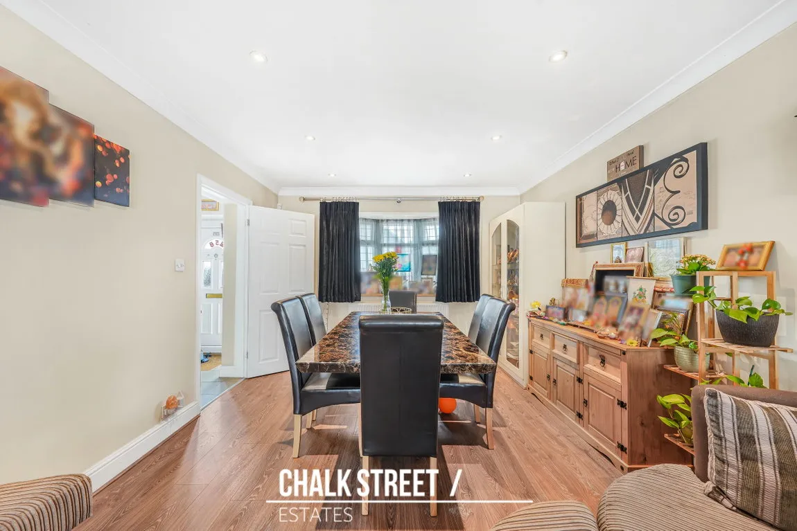 South End Road, Rainham, RM13, photo 5