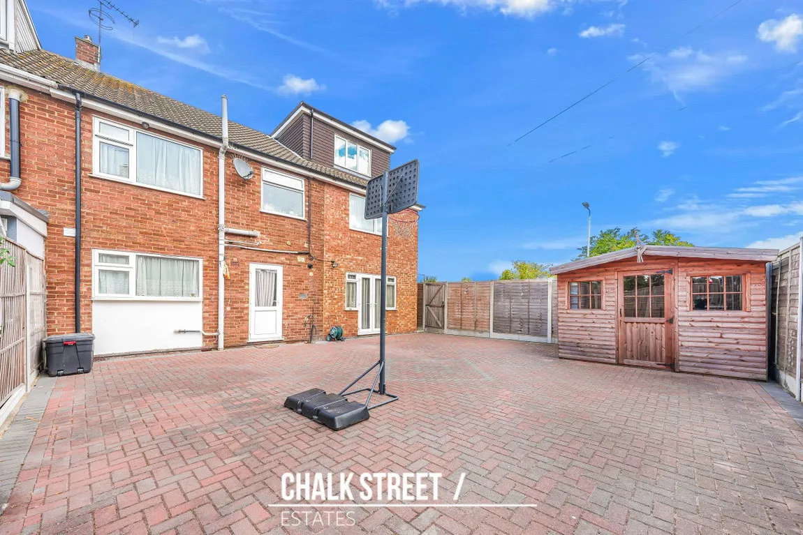 South End Road, Rainham, RM13, photo 25