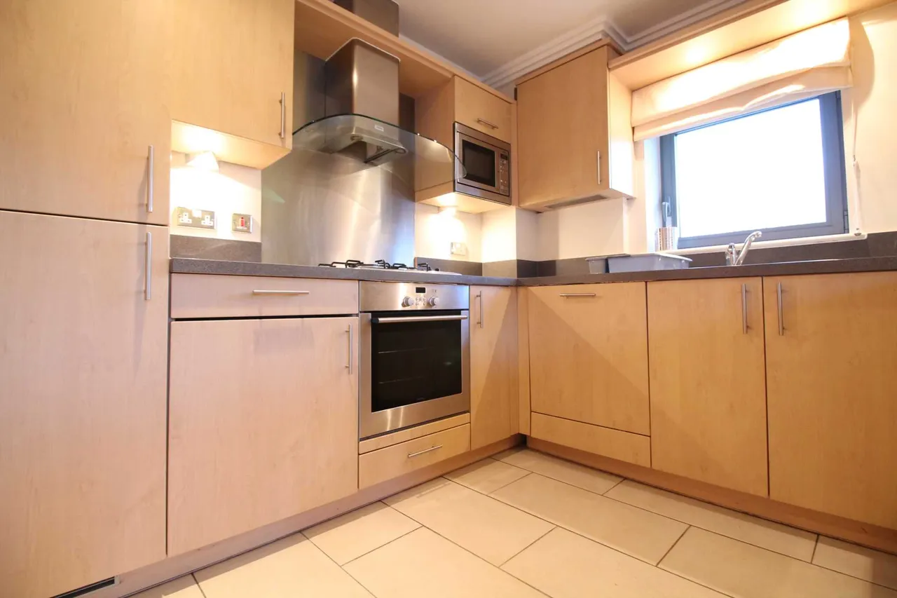 Adams Quarter, Tallow Rd, TW8 8ER, photo 6