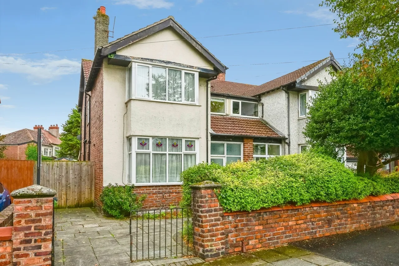 4 bed house for sale, De Villiers Avenue, Liverpool, L23