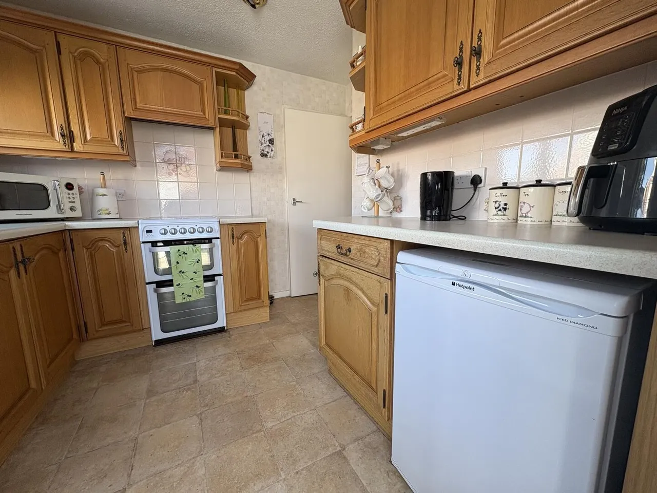 Oakley Close Westonzoyland, Bridgwater TA7 0LL, photo 3