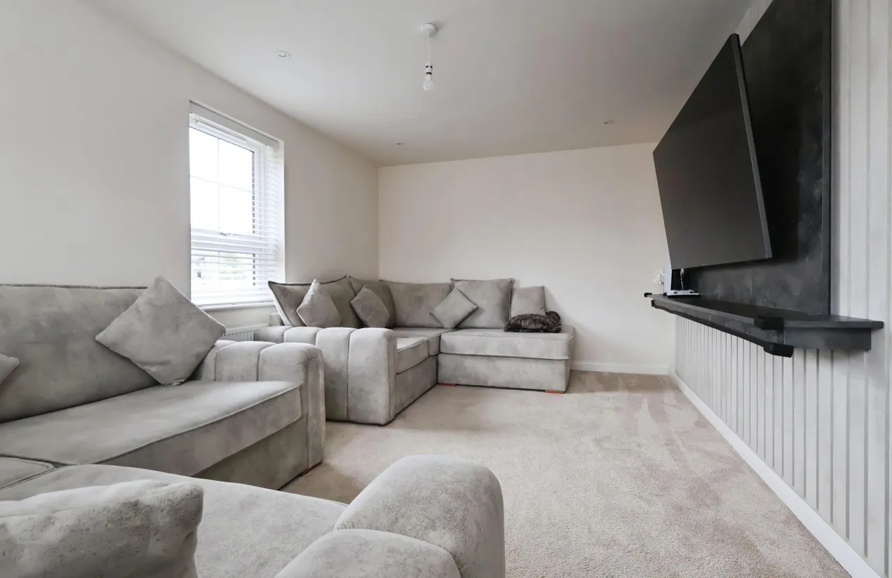 Brassey Way, Henlow, SG16, photo 8