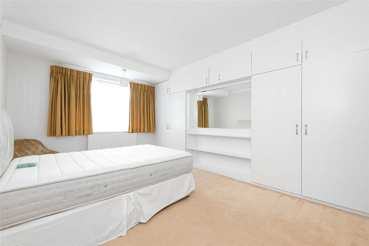 Trevelyan Gardens, London, NW10, photo 10