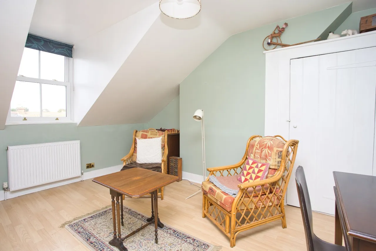 Gilford Road, Deal, CT14, photo 11