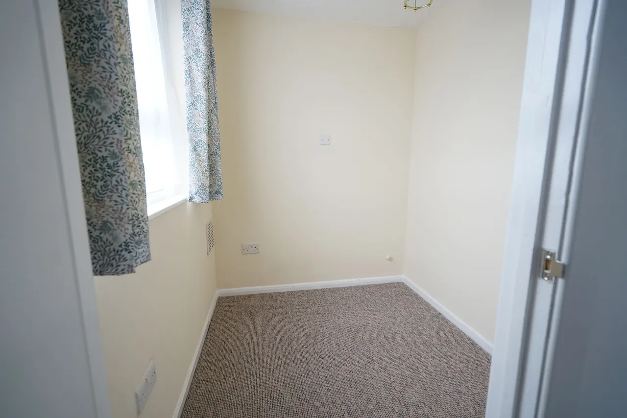 Gooderham House, Grays, Essex, RM16 4TW, photo 7