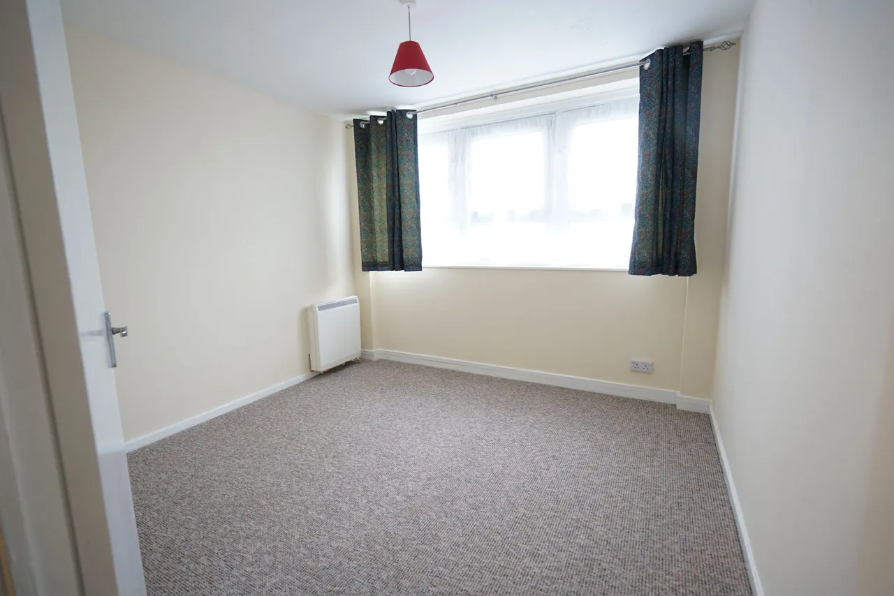 Gooderham House, Grays, Essex, RM16 4TW, photo 4