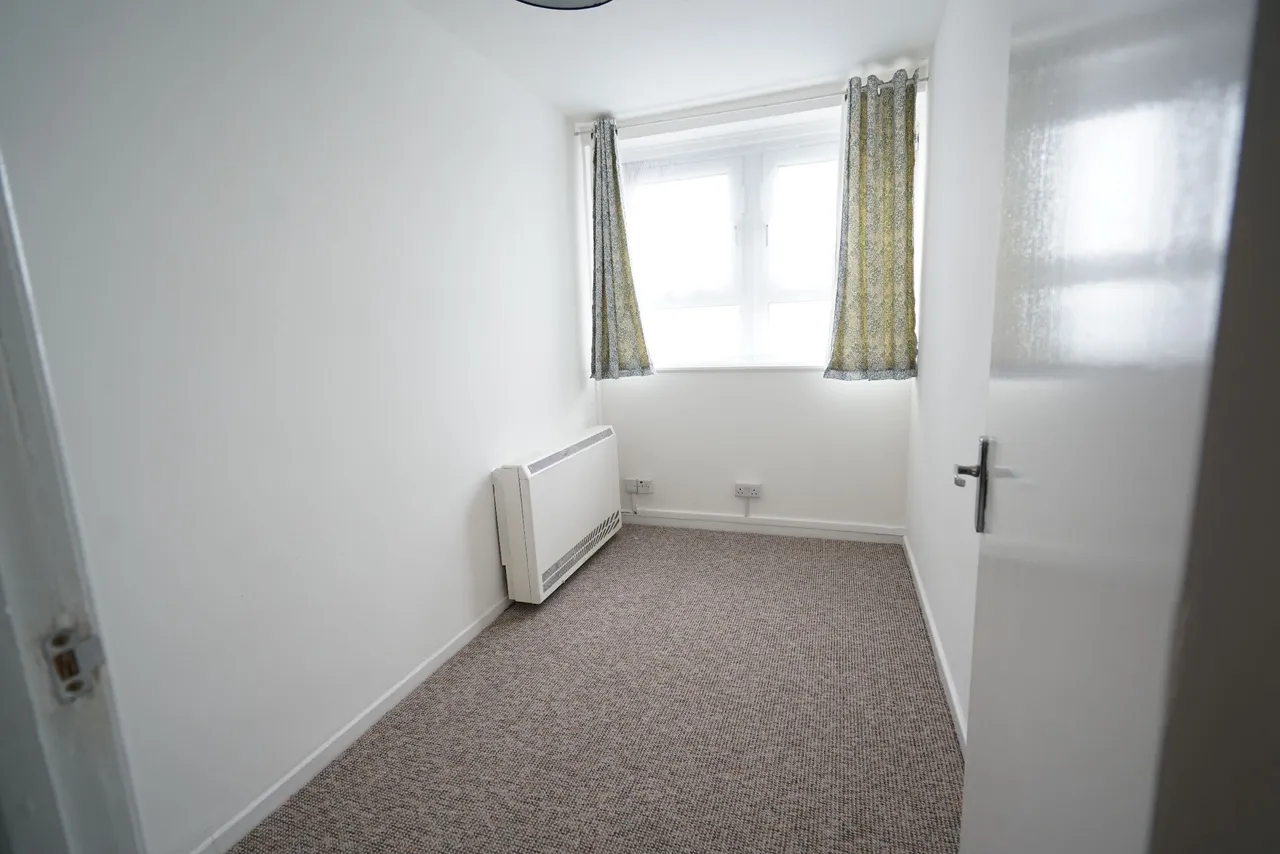 Gooderham House, Grays, Essex, RM16 4TW, photo 5