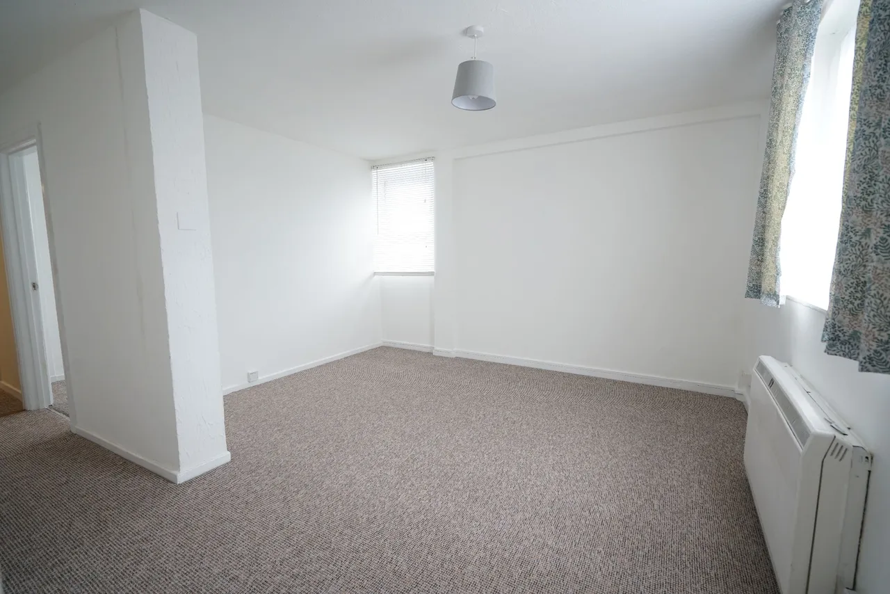Gooderham House, Grays, Essex, RM16 4TW, photo 6