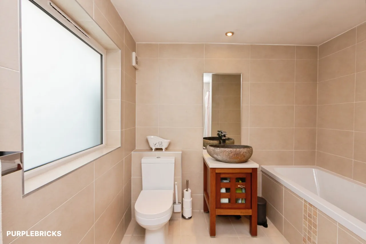 London Road, Camberley, GU15, photo 26
