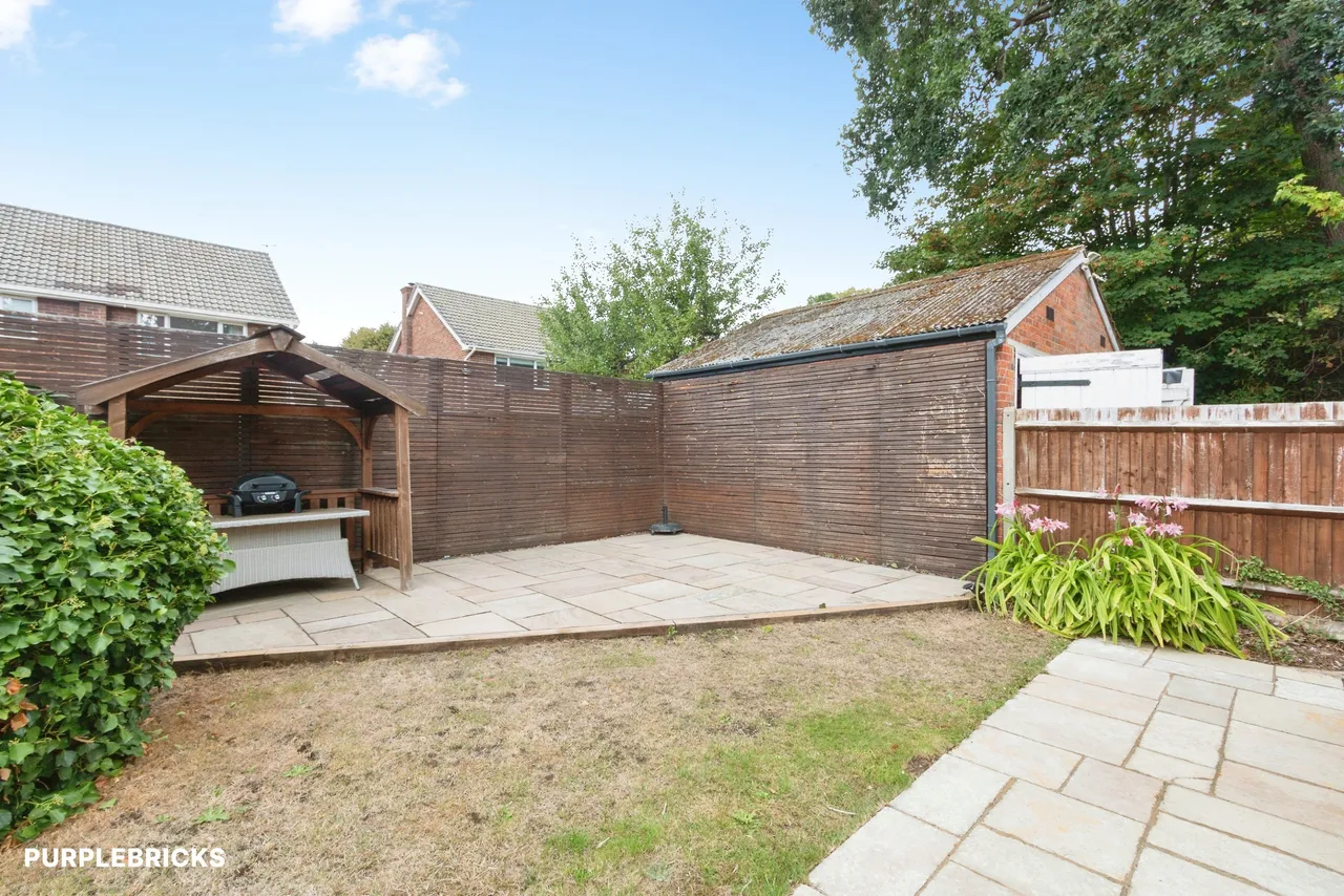 London Road, Camberley, GU15, photo 29