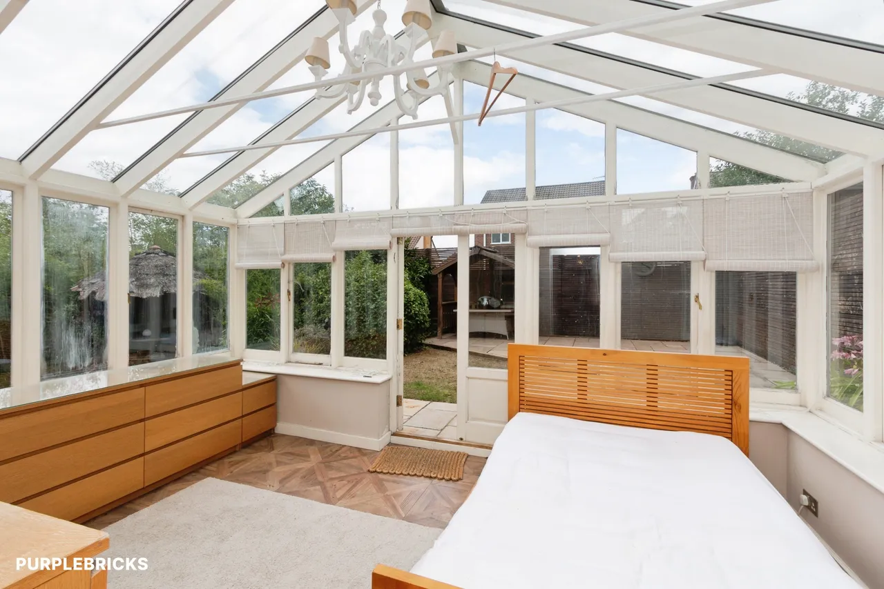 London Road, Camberley, GU15, photo 27