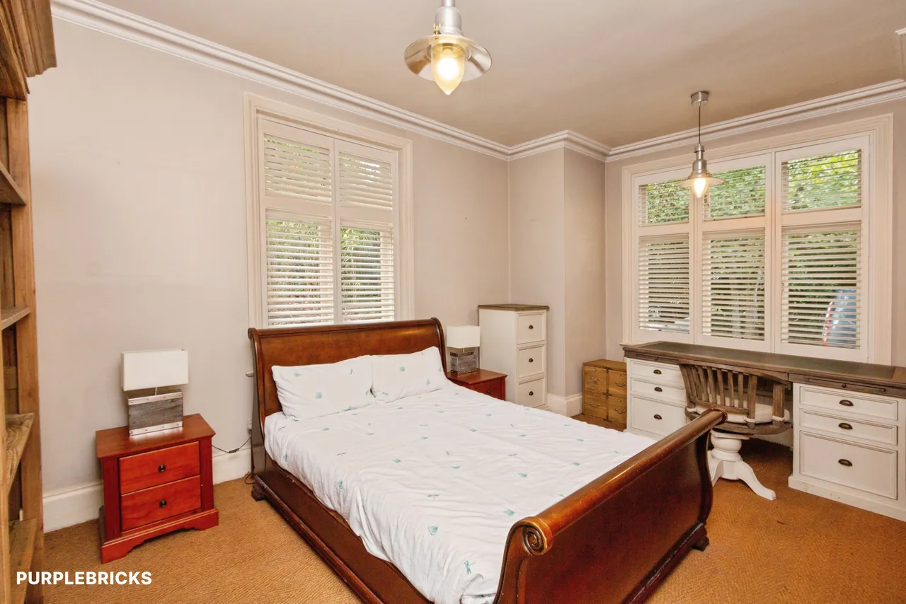London Road, Camberley, GU15, photo 17