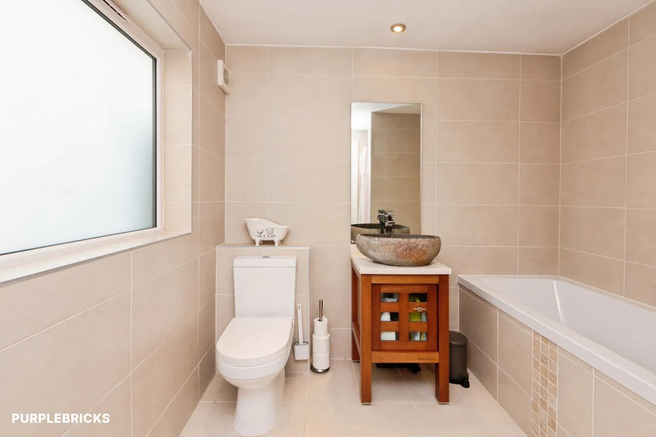 London Road, Camberley, GU15, photo 21