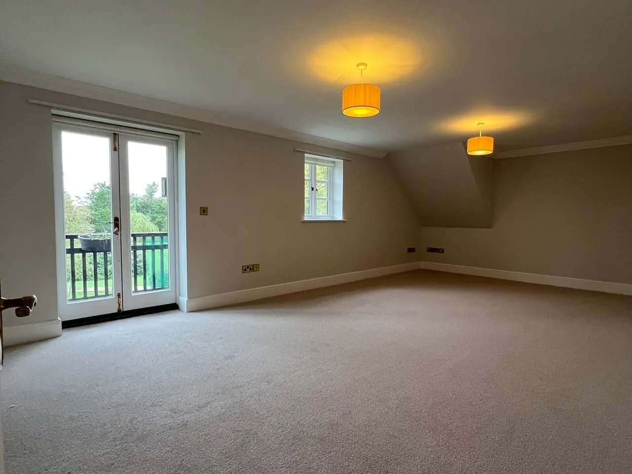 Motcombe Grange, SP7, photo 3