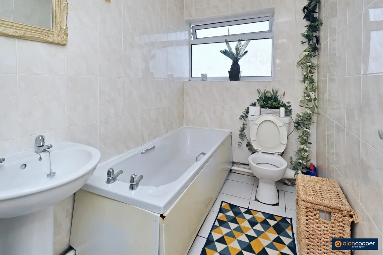 Oaston Road, Nuneaton, CV11, photo 7