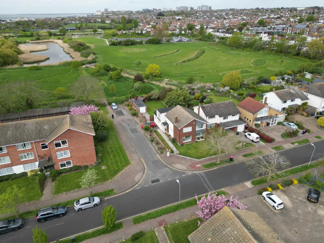 Colbert Avenue, Thorpe Bay, SS1 3BW, photo 12