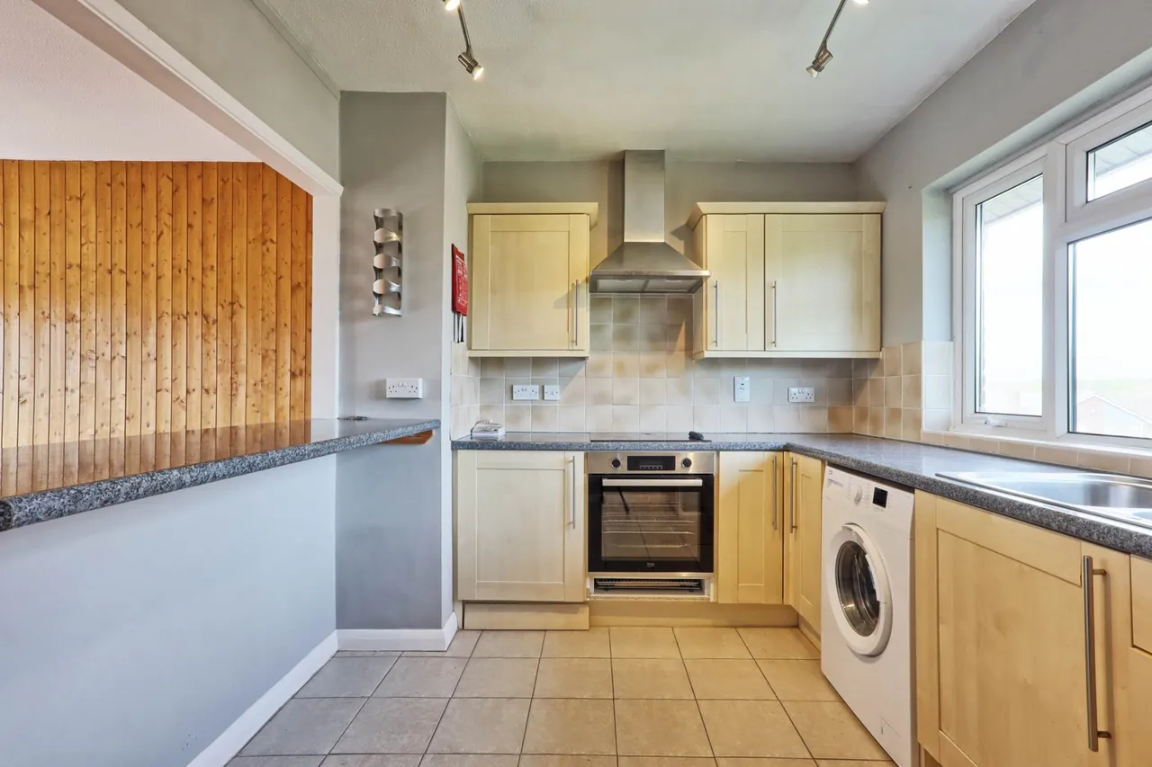 Colbert Avenue, Thorpe Bay, SS1 3BW, photo 6