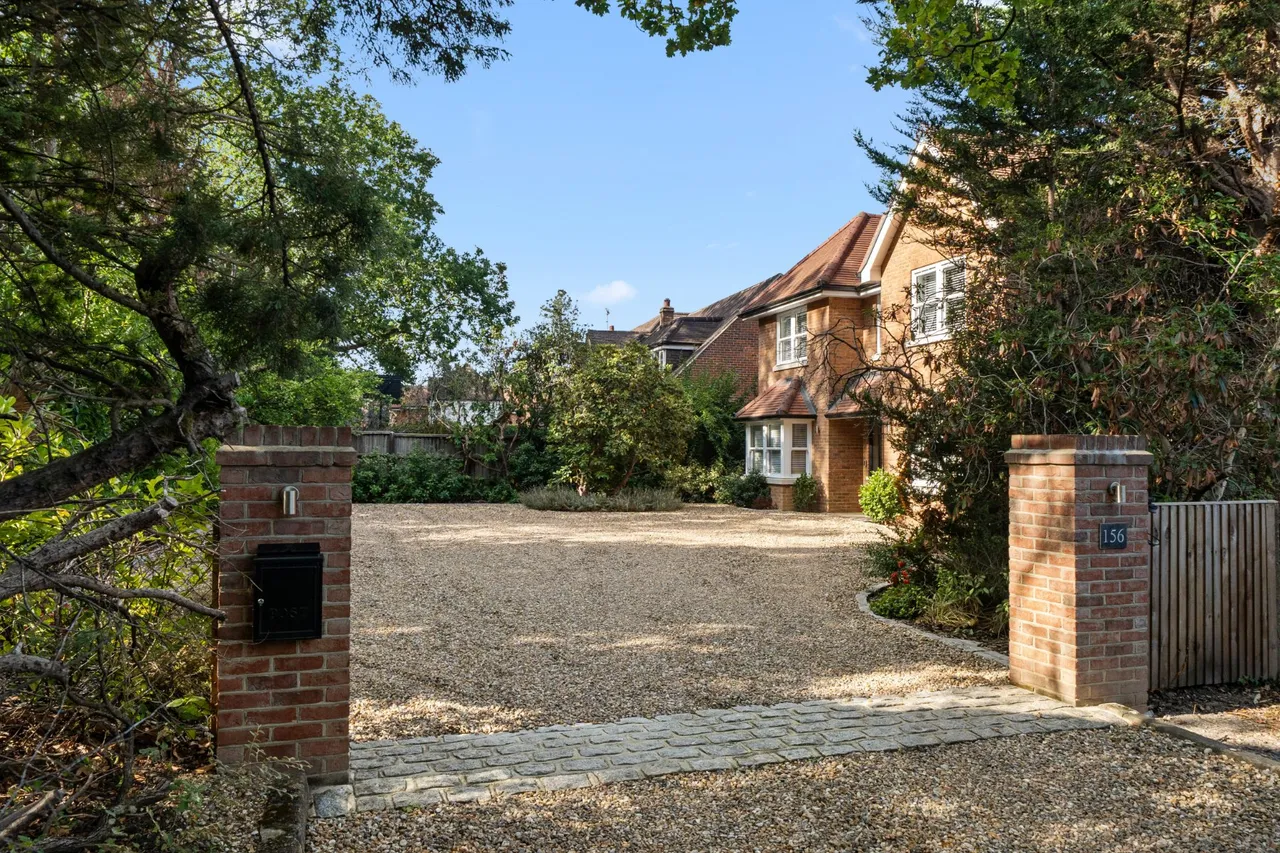 Old Woking Road, Pyrford, GU22, photo 20