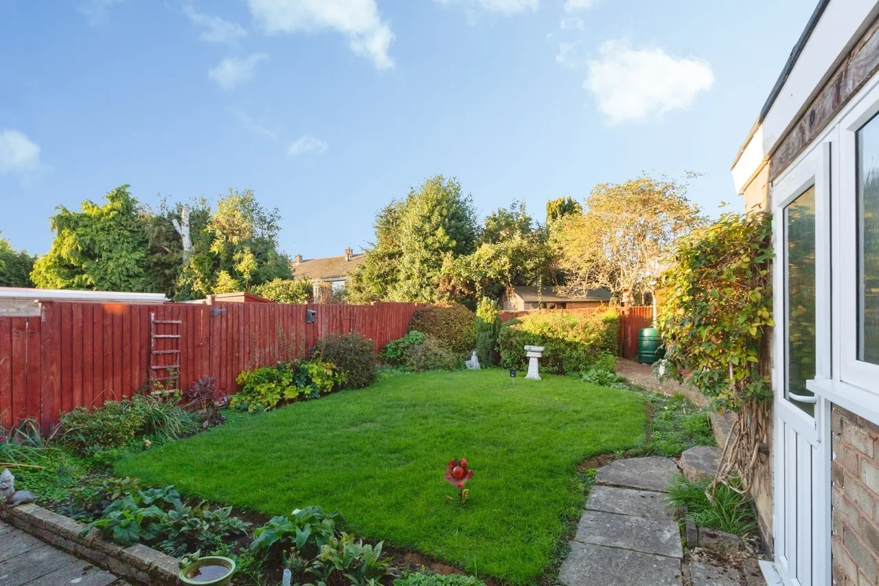 Gwendoline Drive, Countesthorpe, LE8, photo 17