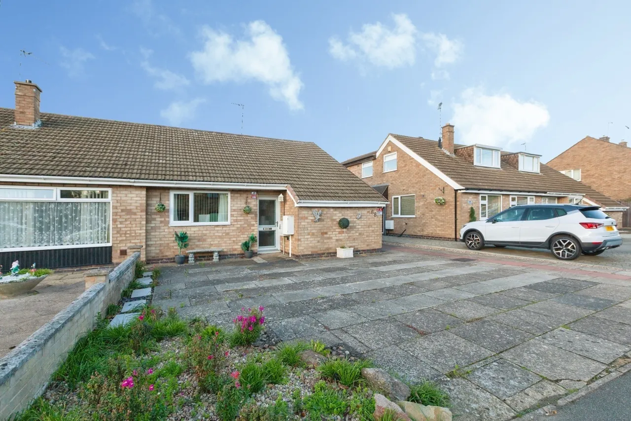 2 bed house for sale, Gwendoline Drive, Countesthorpe, LE8