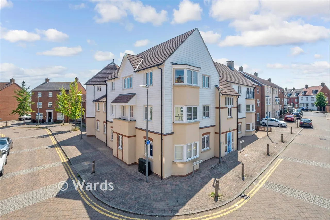 2 bed flat for sale, Bluebell Road, Kingsnorth, TN23