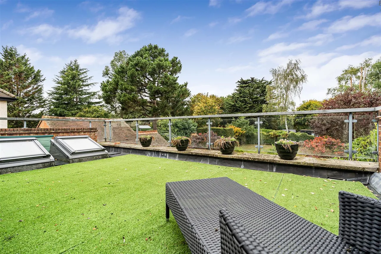 Shepherds Lane, Caversham, RG4, photo 20