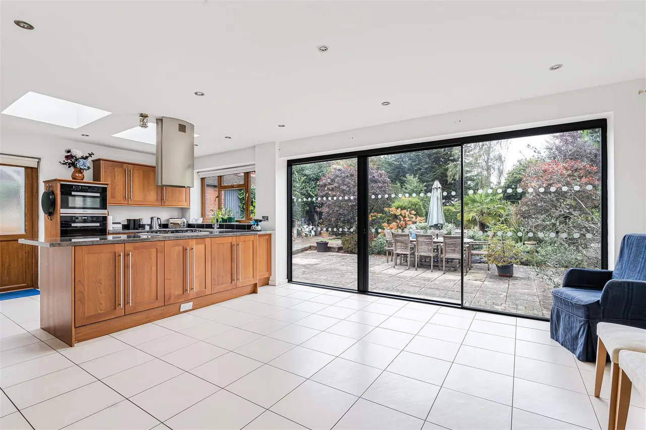 Shepherds Lane, Caversham, RG4, photo 7