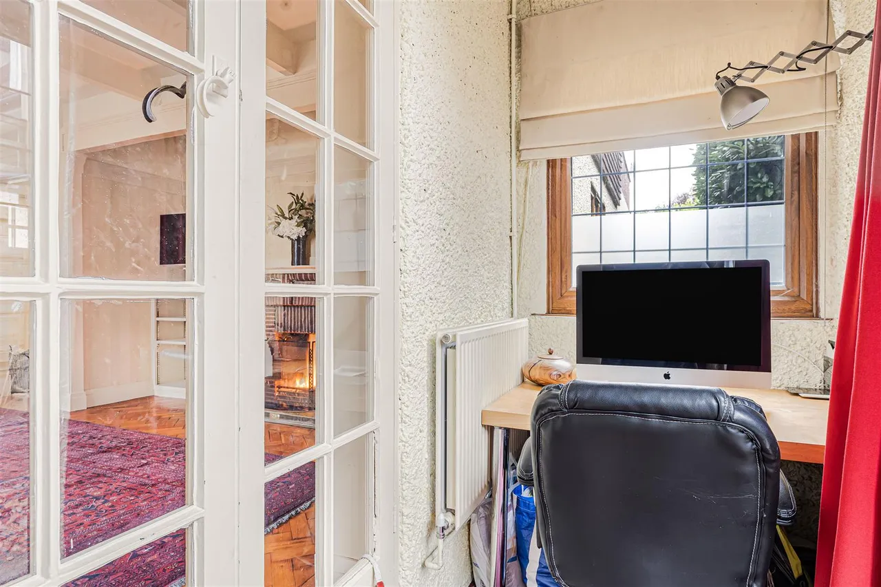 Shepherds Lane, Caversham, RG4, photo 18