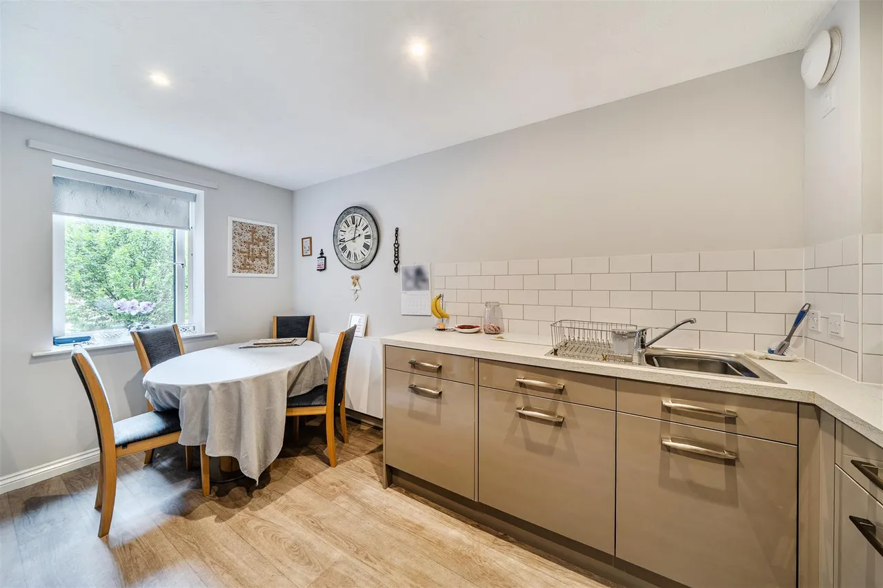 York Road, Wetherby, LS22, photo 4