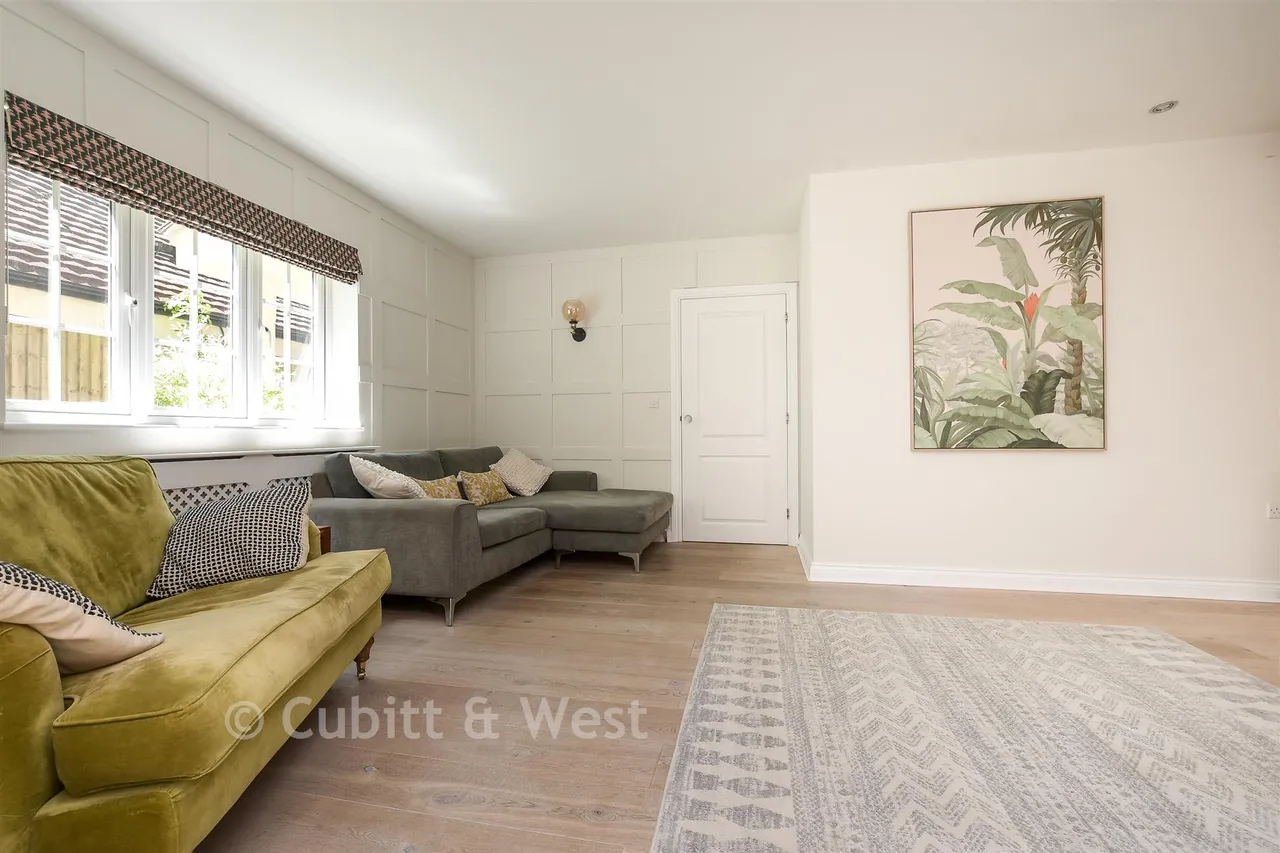 Fox Lane, Reigate, RH2, photo 4