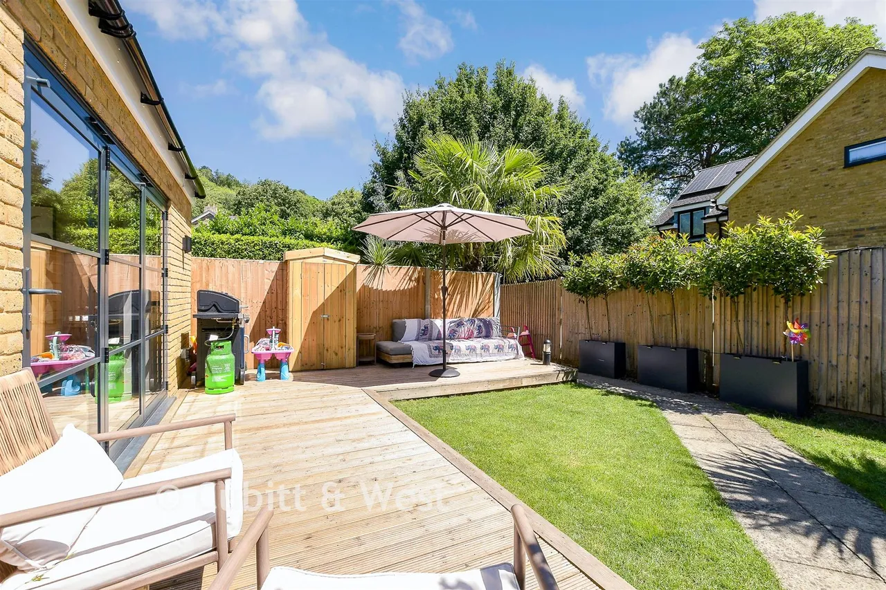 Fox Lane, Reigate, RH2, photo 7