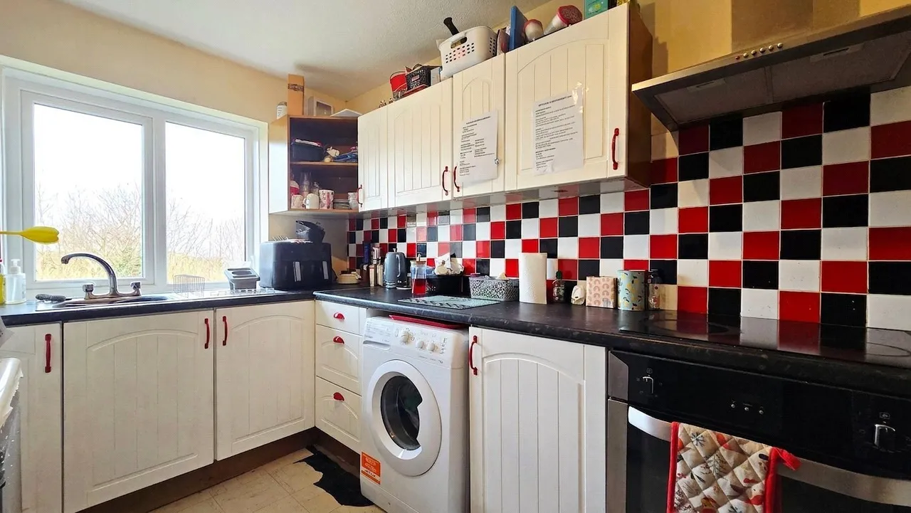 Maes Cynfor, Cemaes Bay, LL67, photo 3