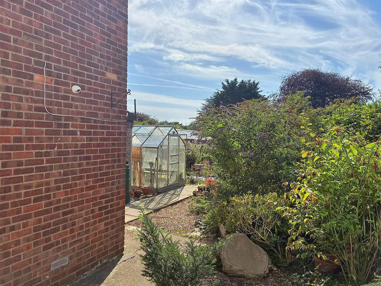Cliff Road, Hornsea, photo 11