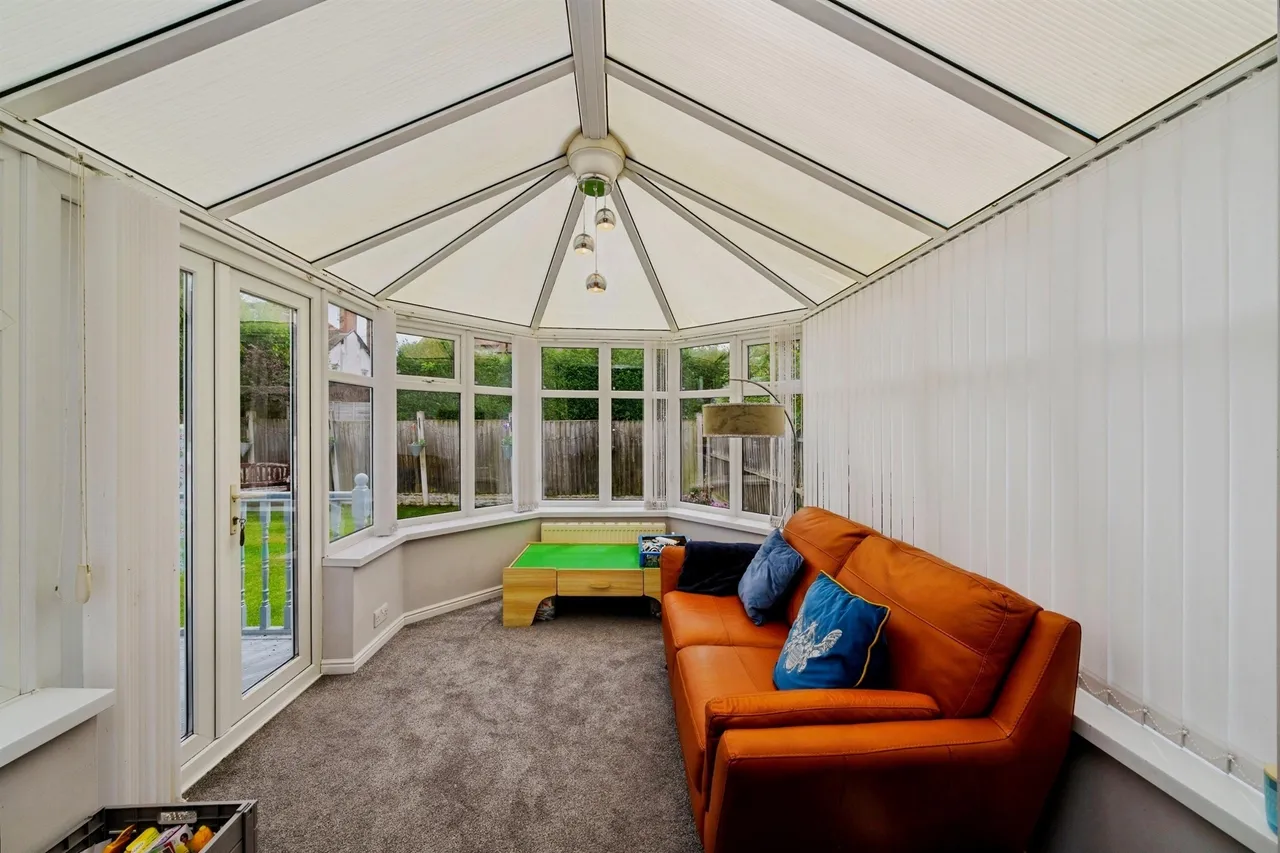 Loretto Drive, Wirral, CH49, photo 4