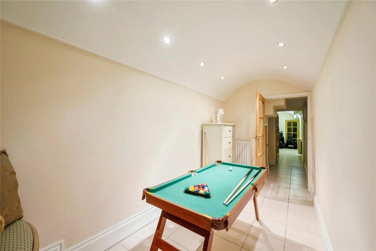 Albion Place, South Parade, Doncaster, South Yorkshire, DN1, photo 8
