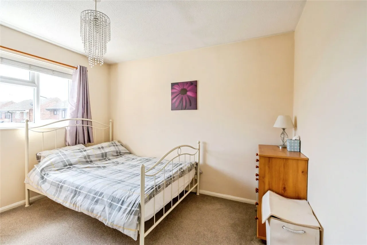 Springfield Close, Chichester, PO18, photo 8
