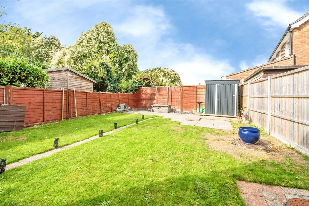 Springfield Close, Chichester, PO18, photo 6