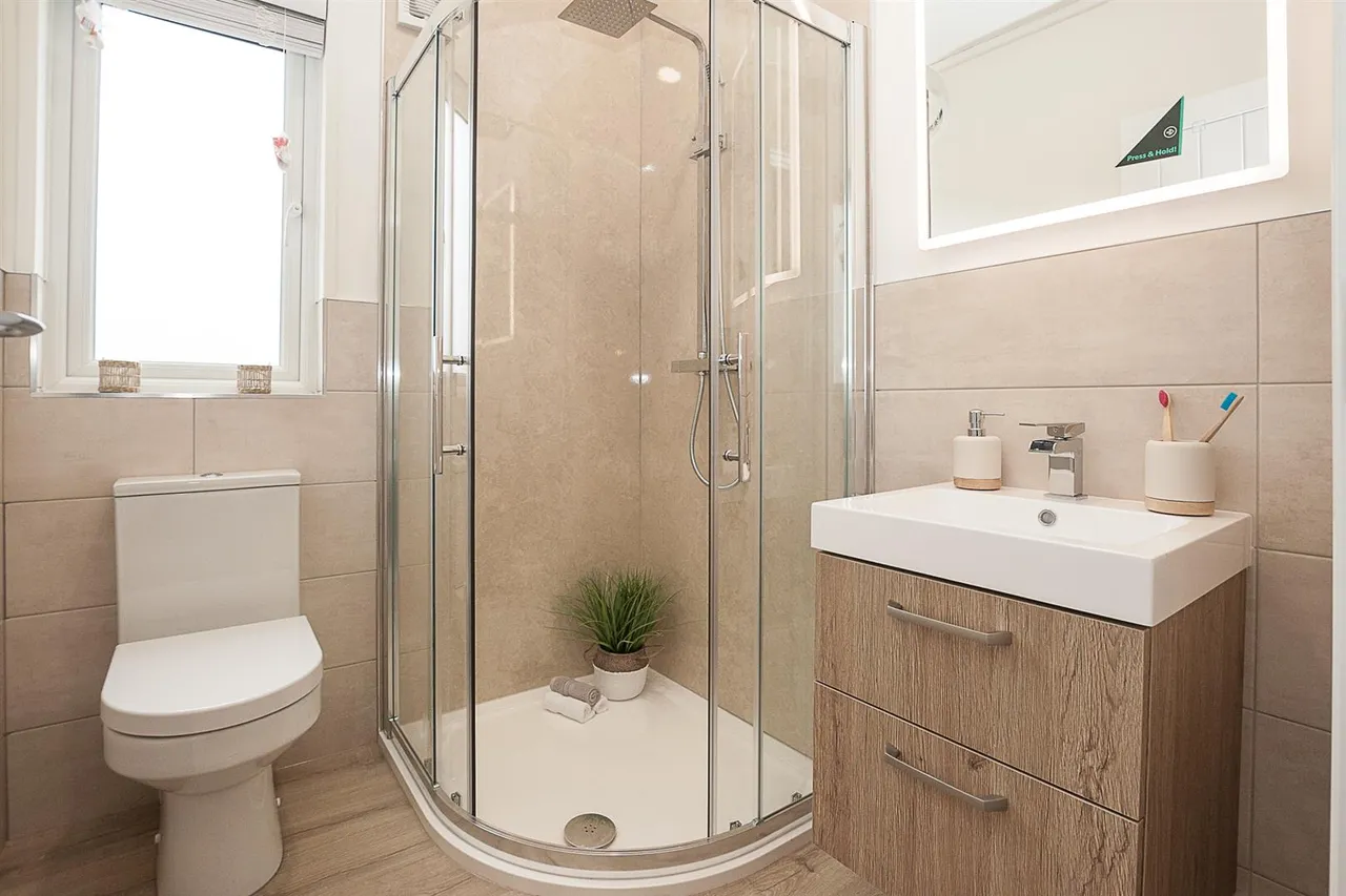 Phase III, Lillybrook Estate, photo 8