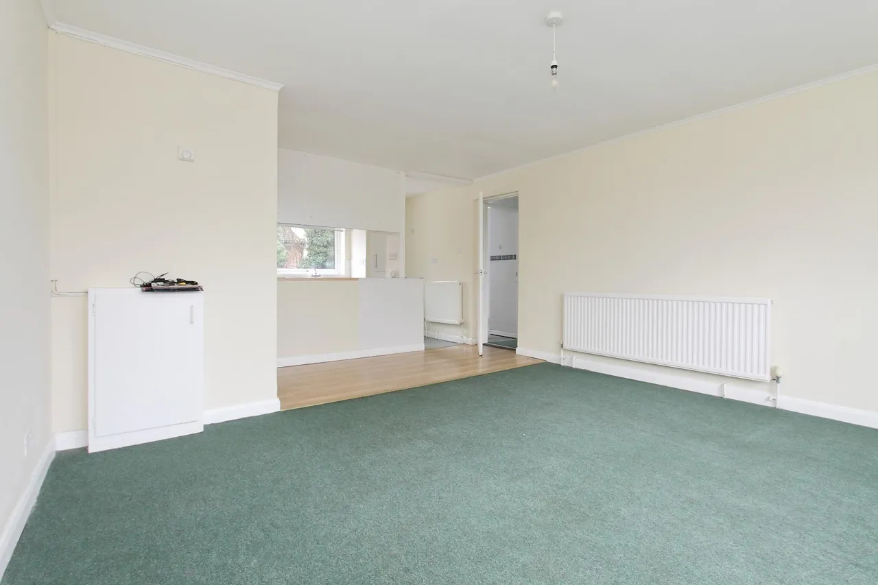 The Elms, Andover, SP10, photo 3